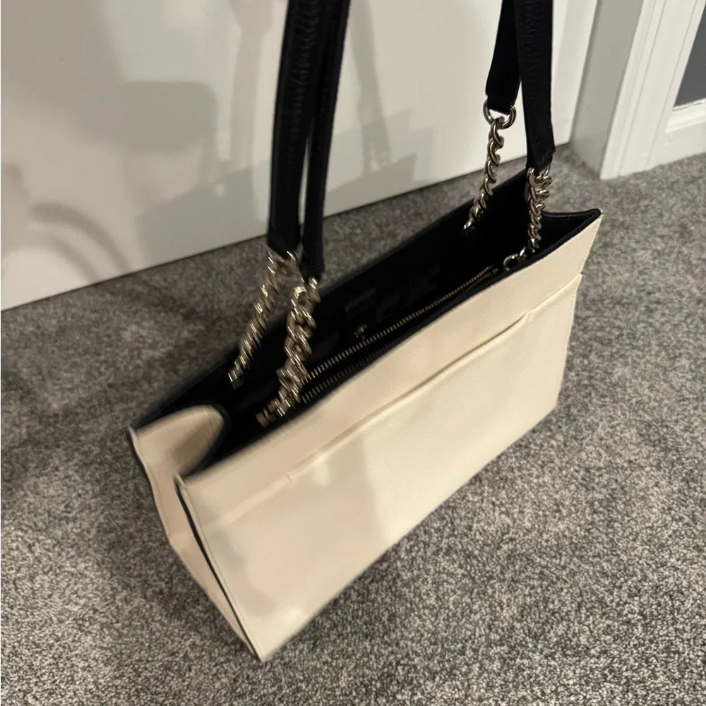 NWOT Kate Spade Cherry Street Phoebe Small Cream & Black NWOT *NEVER USED*